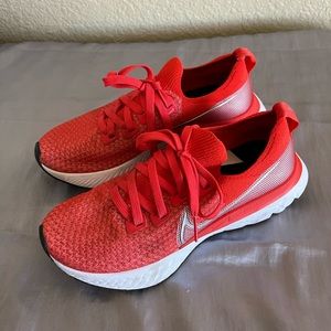 Nike Womens Infinity React Sneakers Shoes 7.5